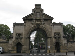 Porte du cimetière de la chartreuse Bordeaux